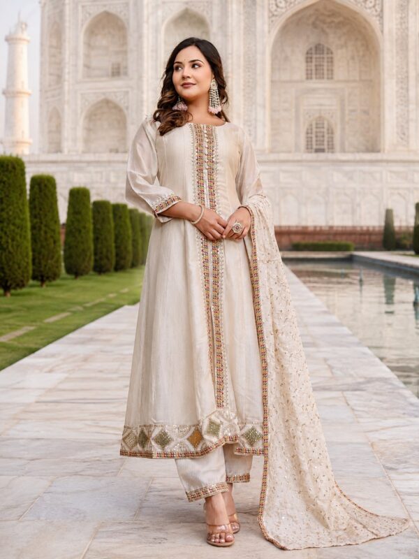 Anaya Ladies Suit