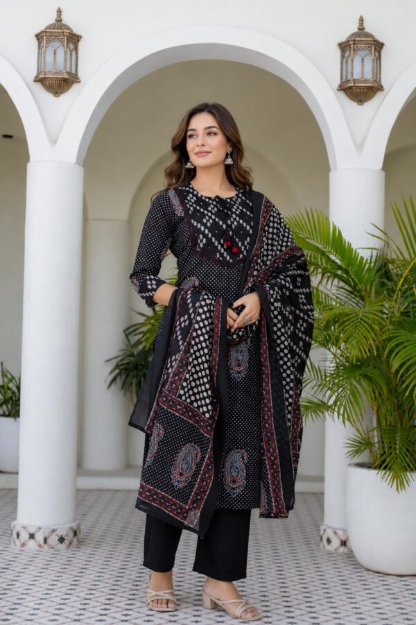 Chitra Cotton Ladies Suit