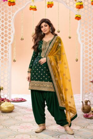 Aisha silk salwar suit Suit