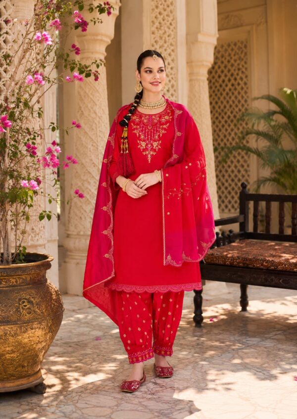 Jyoti  Suit