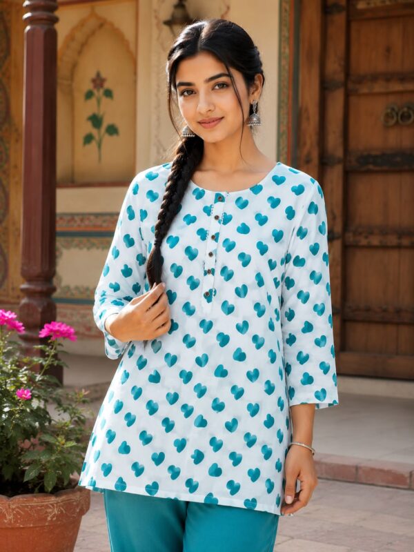 f1296bf3-d1f2-4730-95ae-208fb8170a64 SMALL HEART WHITE KURTI